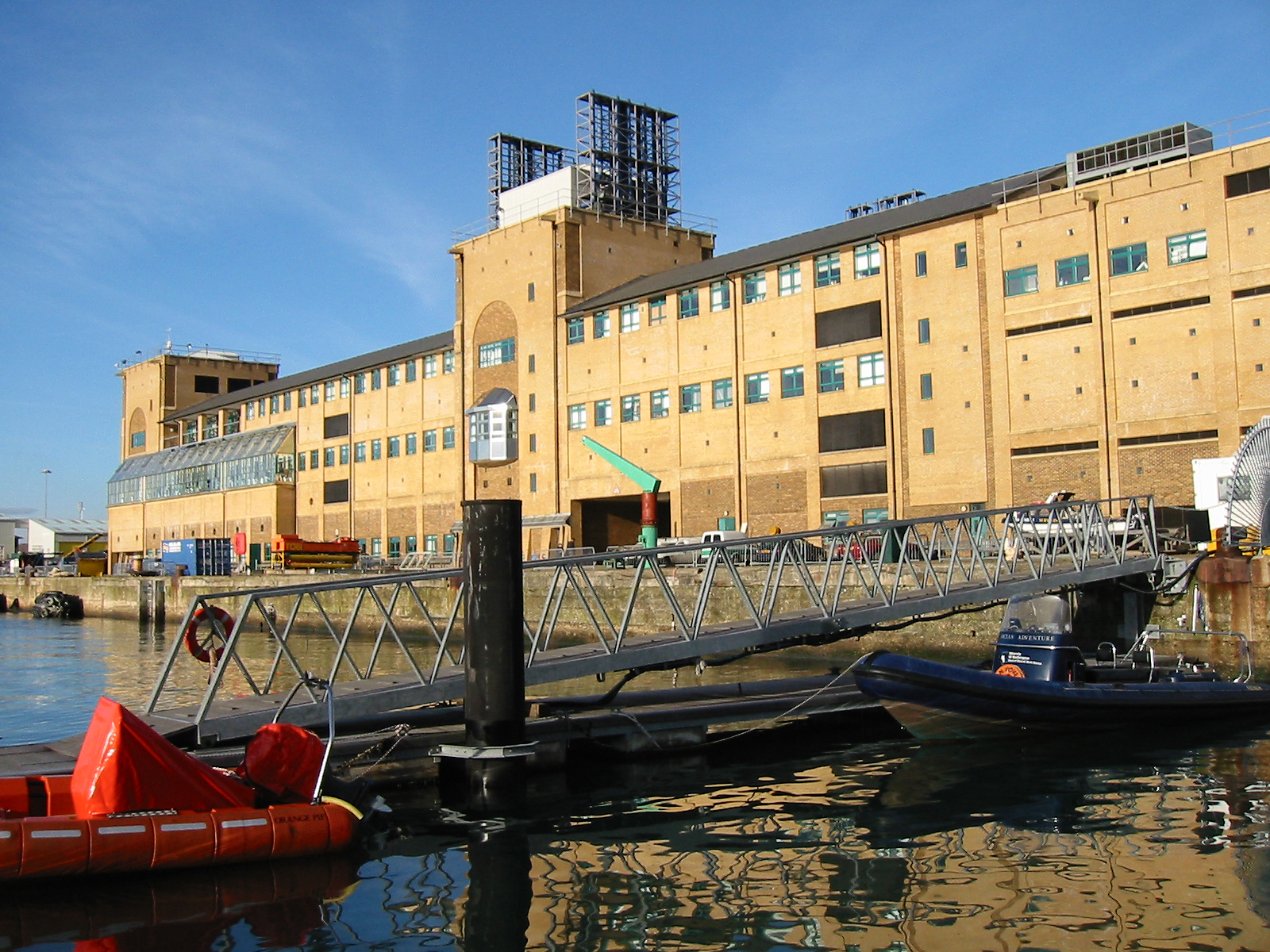 National_Oceanography_Centre_Southampton_UK_seen_from_waterfront.jpg