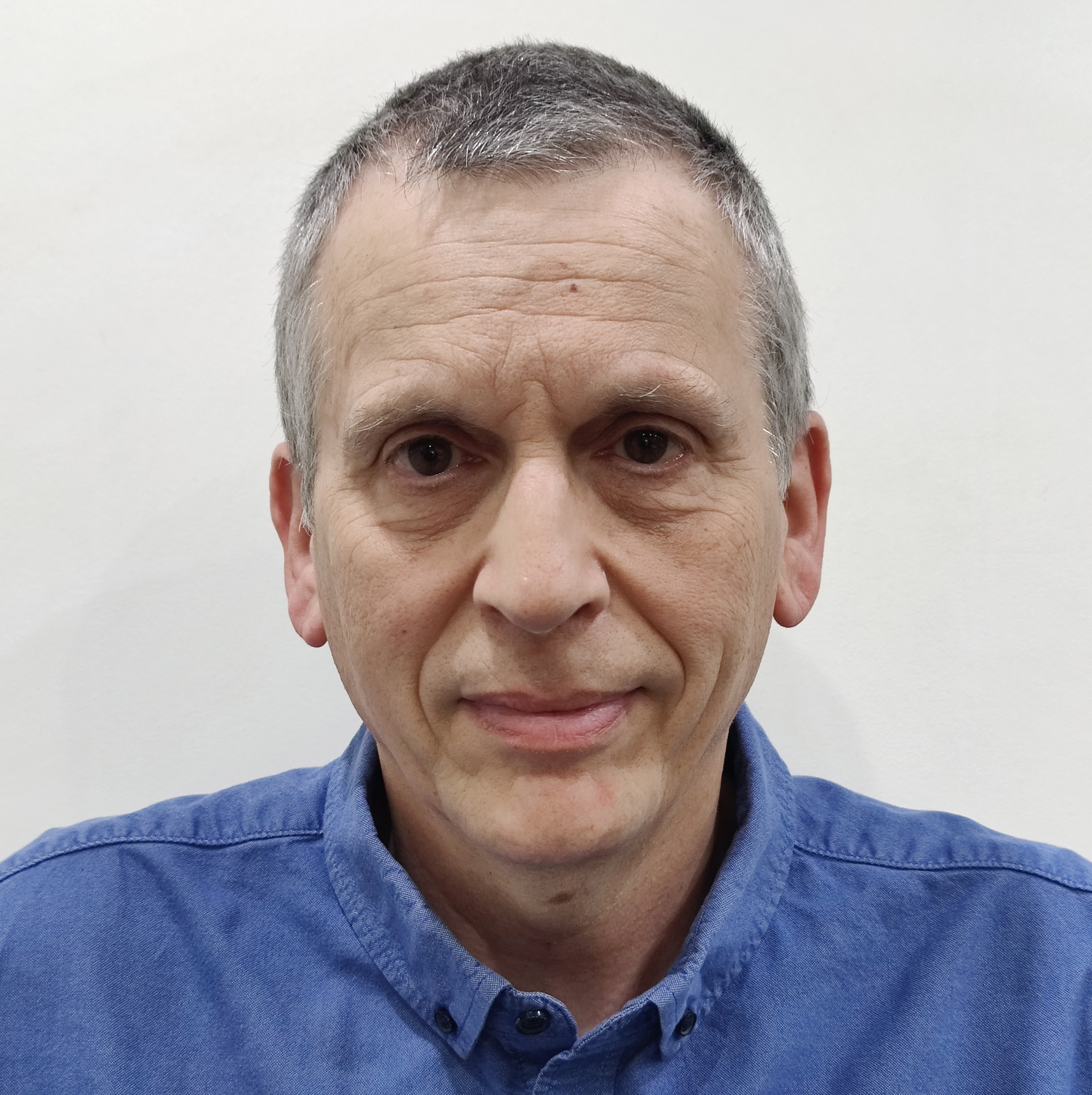 Paul Clarke Headshot_2023.jpg