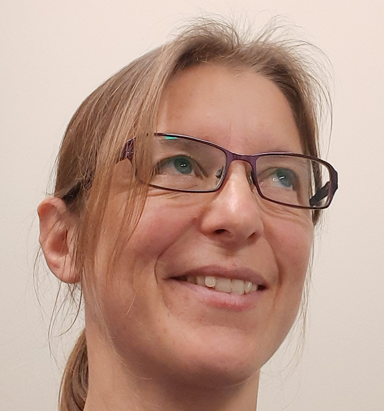 Christine Currie headshot.jpg